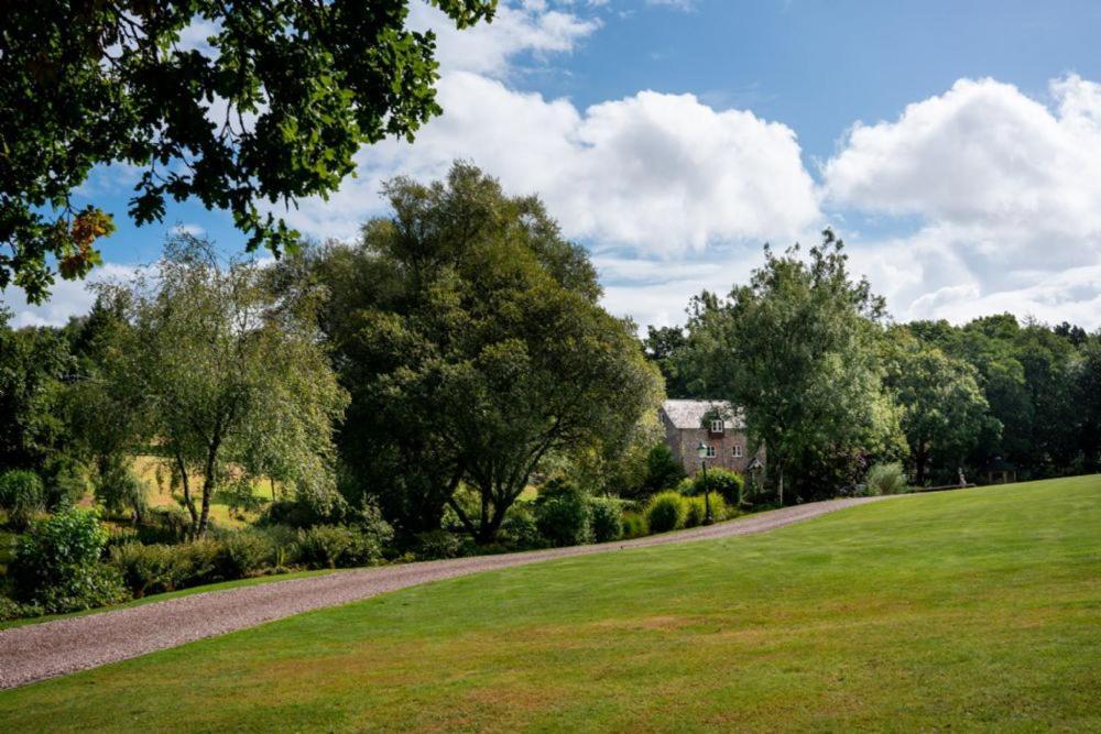 Pulley Mill Villa High Bickington Екстериор снимка