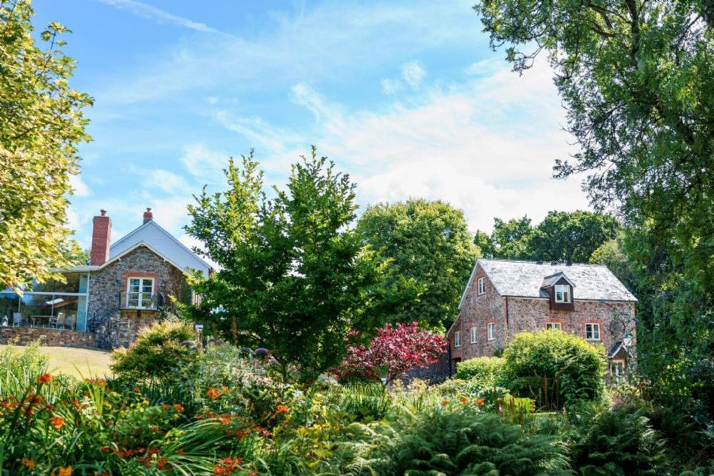 Pulley Mill Villa High Bickington Екстериор снимка